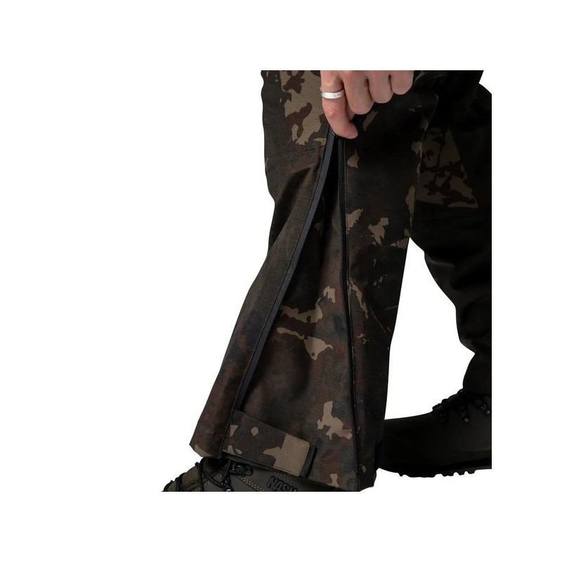 Spodnie Nash ZT Helluva Waterproof Bib and Brace Camo Roz.M - Centrum wędkarskie - Sklep wędkarski Jarofishing
