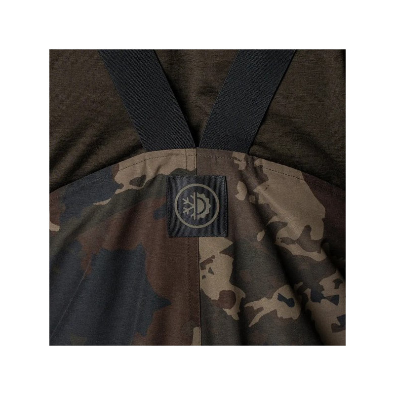 Spodnie Nash ZT Helluva Waterproof Bib and Brace Camo Roz.L - Centrum wędkarskie - Sklep wędkarski Jarofishing Spodnie Nash ZT Helluva Waterproof Bib and Brace Camo Roz.L - Centrum wędkarskie - Sklep wędkarski Jarofishing