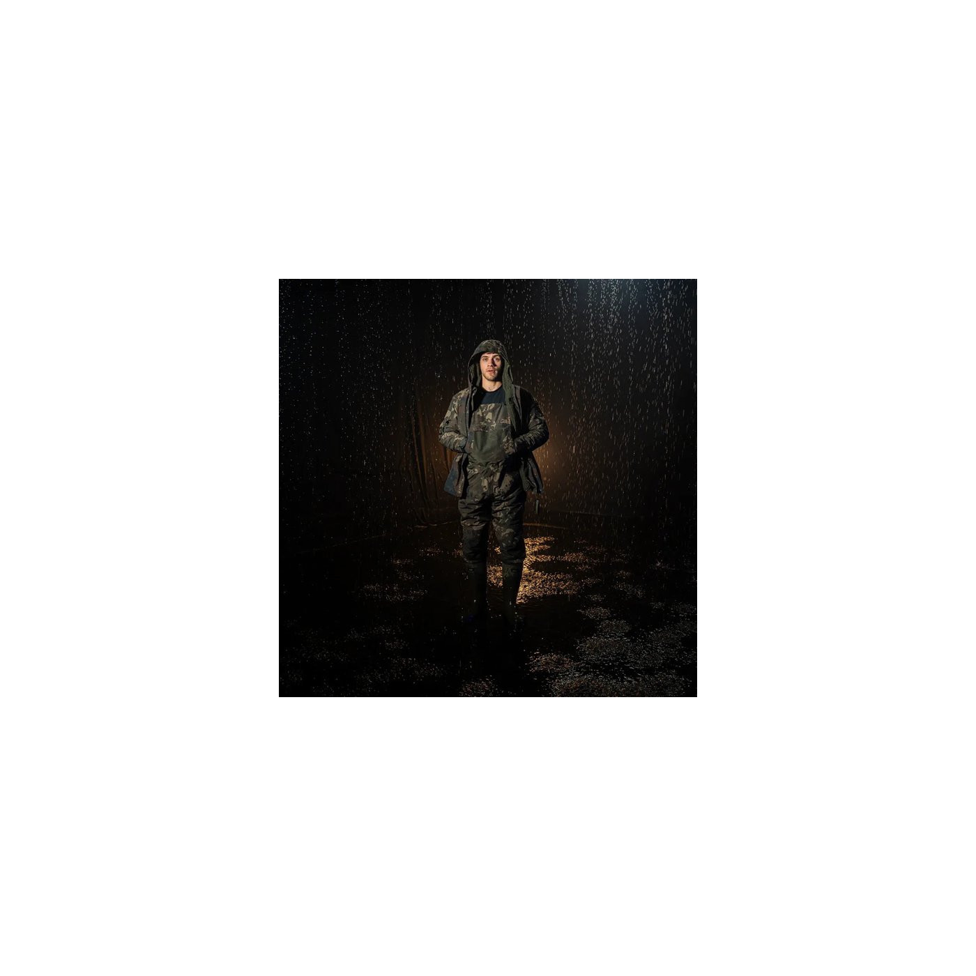 Spodnie Nash ZT Helluva Waterproof Bib and Brace Camo Roz.L - Centrum wędkarskie - Sklep wędkarski Jarofishing Spodnie Nash ZT Helluva Waterproof Bib and Brace Camo Roz.L - Centrum wędkarskie - Sklep wędkarski Jarofishing