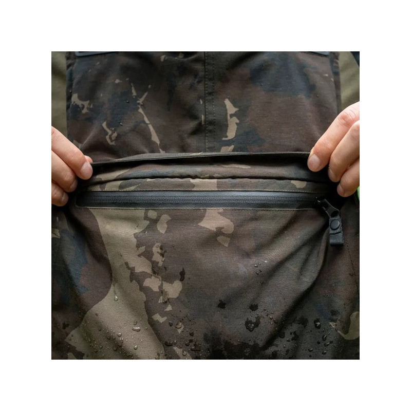 Spodnie Nash ZT Helluva Waterproof Bib and Brace Camo Roz.XL - Centrum wędkarskie - Sklep wędkarski Jarofishing Spodnie Nash ZT Helluva Waterproof Bib and Brace Camo Roz.XL - Centrum wędkarskie - Sklep wędkarski Jarofishing
