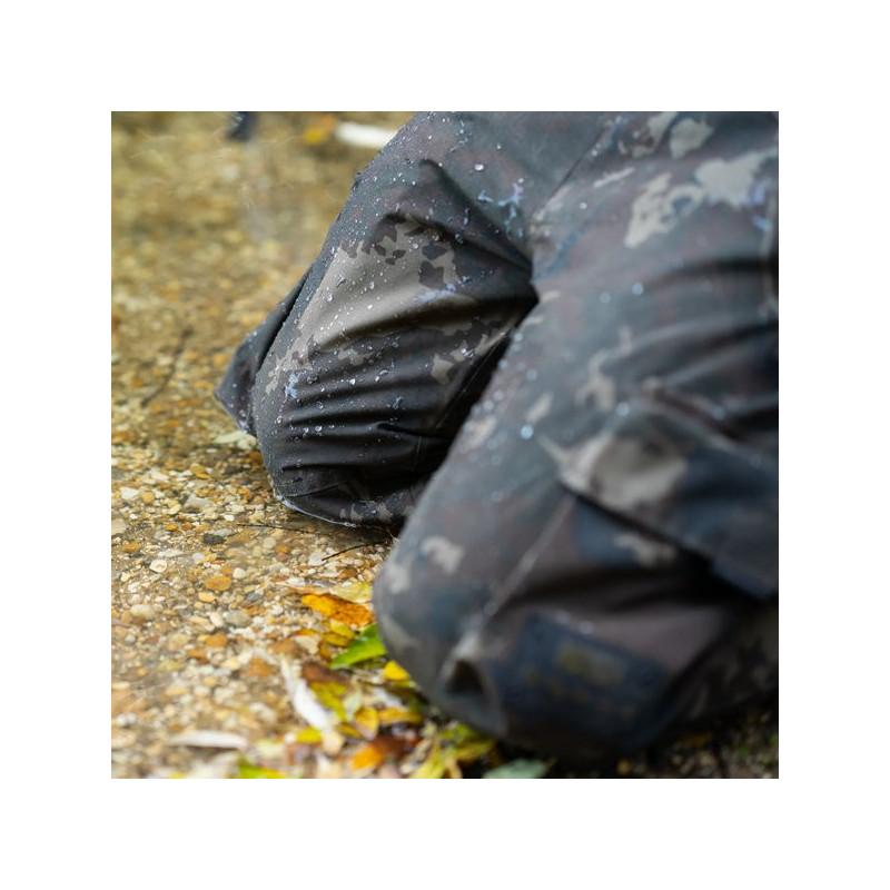 Spodnie Nash ZT Helluva Waterproof Trousers Camo Roz.S - Centrum wędkarskie - Sklep wędkarski Jarofishing
