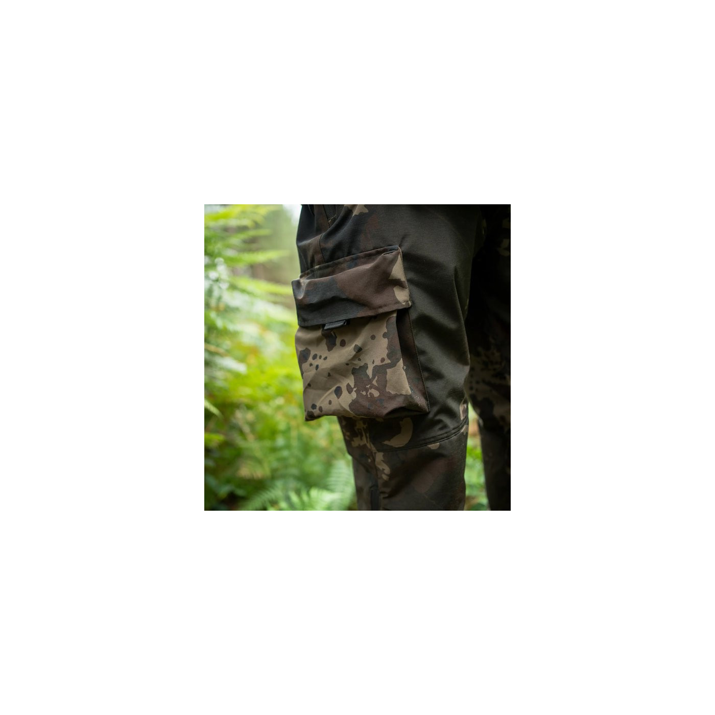 Spodnie Nash ZT Helluva Waterproof Trousers Camo Roz.XL - Centrum wędkarskie - Sklep wędkarski Jarofishing