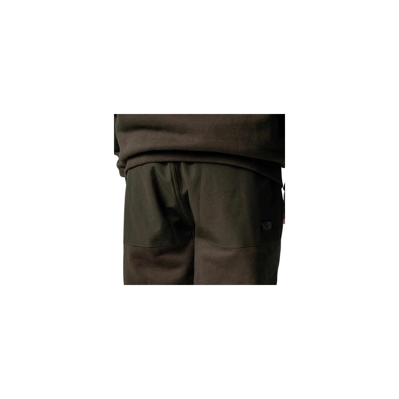 Spodnie Nash ZT Wind Chill Joggers Varsity Roz.L - Centrum wędkarskie - Sklep wędkarski Jarofishing