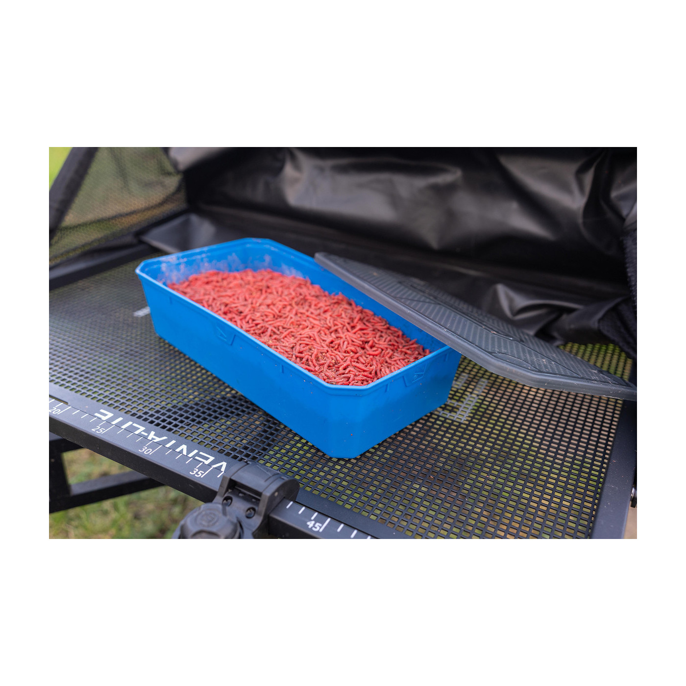 Pudełko Preston Bait Tub - 6 Pint / 3.4L - Centrum wędkarskie - Sklep wędkarski Jarofishing Pudełko Preston Bait Tub - 6 Pint / 3.4L - Centrum wędkarskie - Sklep wędkarski Jarofishing