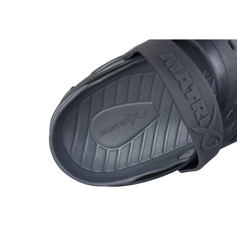 Klapki Matrix Clogs ROZ.41 - Centrum wędkarskie - Sklep wędkarski Jarofishing Klapki Matrix Clogs ROZ.41 - Centrum wędkarskie - Sklep wędkarski Jarofishing