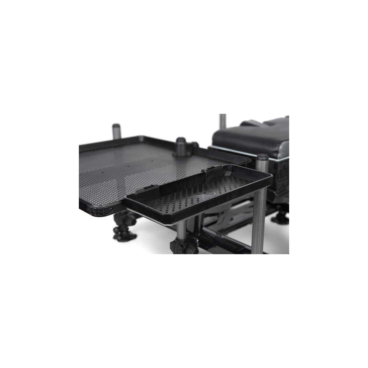 Półka boczna Matrix Side Tray Extender GBA074 - Centrum wędkarskie - Sklep wędkarski Jarofishing Półka boczna Matrix Side Tray Extender GBA074 - Centrum wędkarskie - Sklep wędkarski Jarofishing
