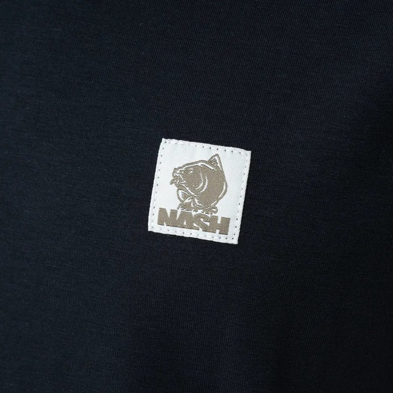 Koszulka Nash Make It Happen Badge T Shirt - BLACK Roz.L - Centrum wędkarskie - Sklep wędkarski Jarofishing
