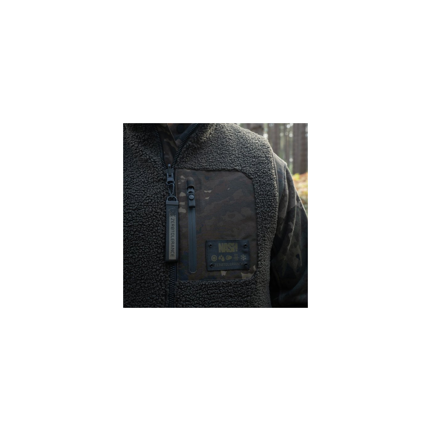 Nash KAMIZELKA Nash Zero Tolerance Sherpa Fleece Reversible Body Warmer Roz. L - Centrum wędkarskie - Sklep wędkarski Jarofishin Nash KAMIZELKA Nash Zero Tolerance Sherpa Fleece Reversible Body Warmer Roz. L - Centrum wędkarskie - Sklep wędkarski Jarofishin