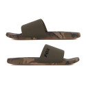 Klapki Fox Sliders CAMO ROZ.45 - Centrum wędkarskie - Sklep wędkarski Jarofishing