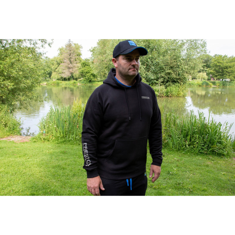 Bluza Preston Black French Terry Hoodie - roz. M - Centrum wędkarskie - Sklep wędkarski Jarofishing Bluza Preston Black French Terry Hoodie - roz. M - Centrum wędkarskie - Sklep wędkarski Jarofishing