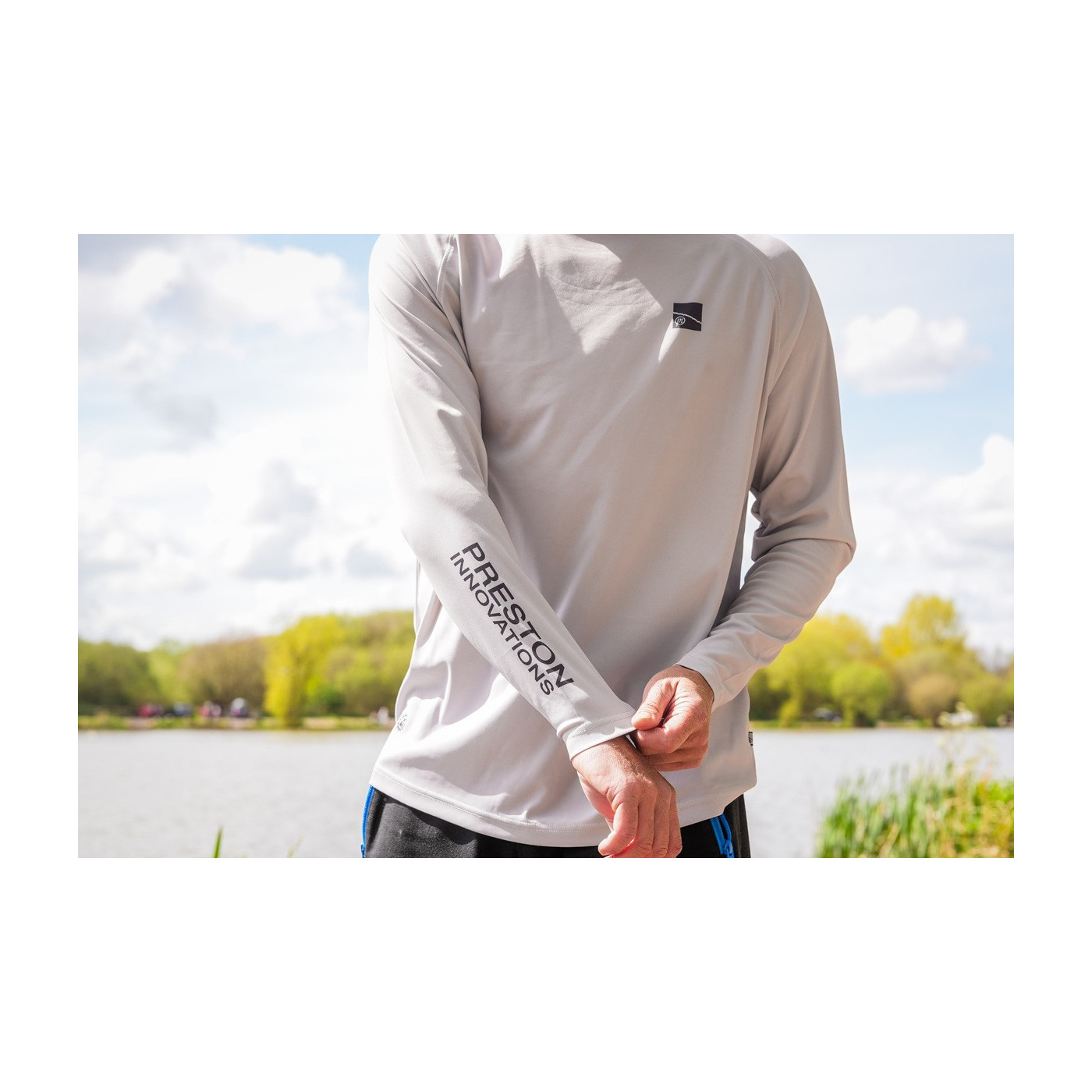 Koszulka Preston Grey Performance Sun Shirt UPF-40 - roz. XXL - Centrum wędkarskie - Sklep wędkarski Jarofishing Koszulka Preston Grey Performance Sun Shirt UPF-40 - roz. XXL - Centrum wędkarskie - Sklep wędkarski Jarofishing