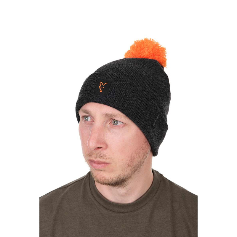 Czapka Fox Collection Bobble Hat – Black/Orange - Centrum wędkarskie - Sklep wędkarski Jarofishing