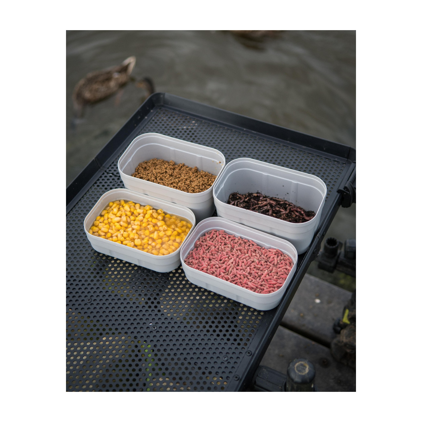 Pudełko Matrix Air Lock Bait Tub - 2.0 Pint / 1.13L - Centrum wędkarskie - Sklep wędkarski Jarofishing Pudełko Matrix Air Lock Bait Tub - 2.0 Pint / 1.13L - Centrum wędkarskie - Sklep wędkarski Jarofishing