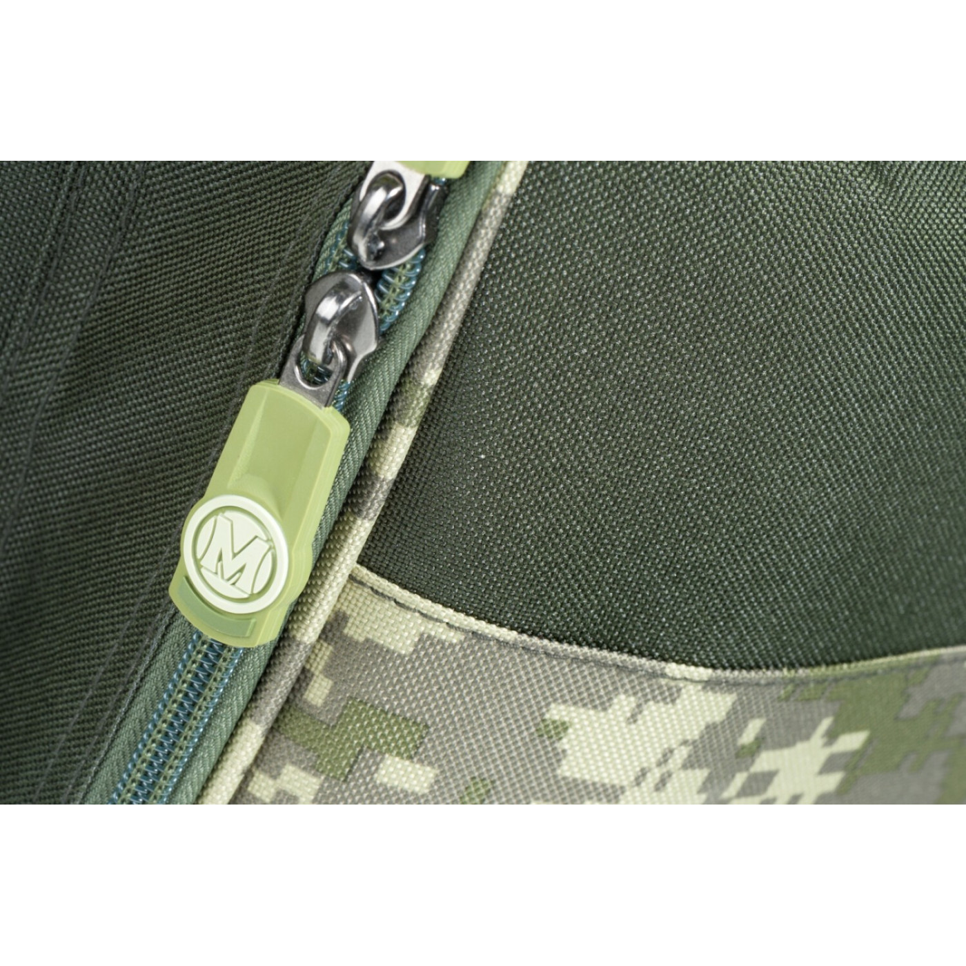 Torba Mivardi CamoCODE Medium - Centrum wędkarskie - Sklep wędkarski Jarofishing