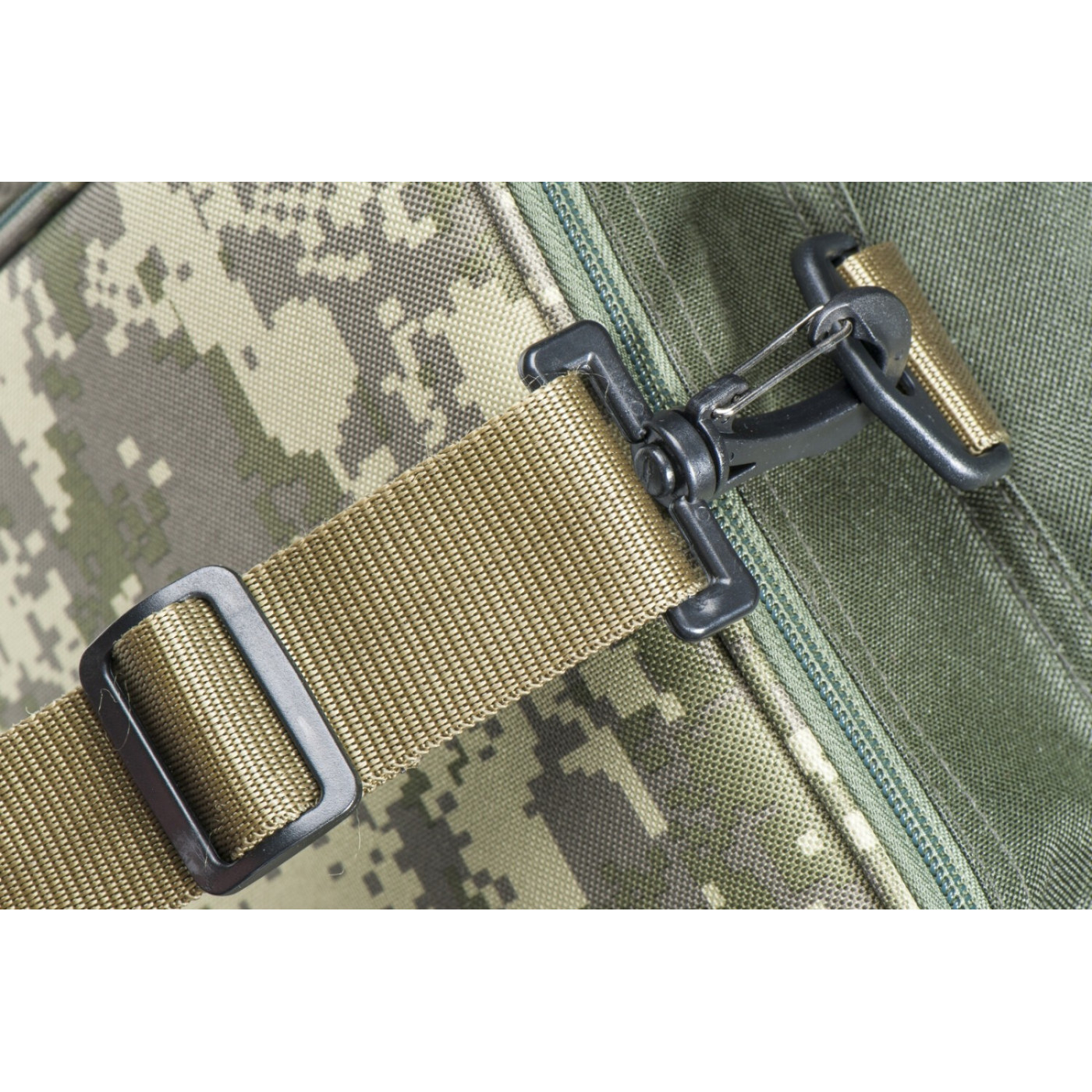 Torba Mivardi CamoCODE Medium - Centrum wędkarskie - Sklep wędkarski Jarofishing