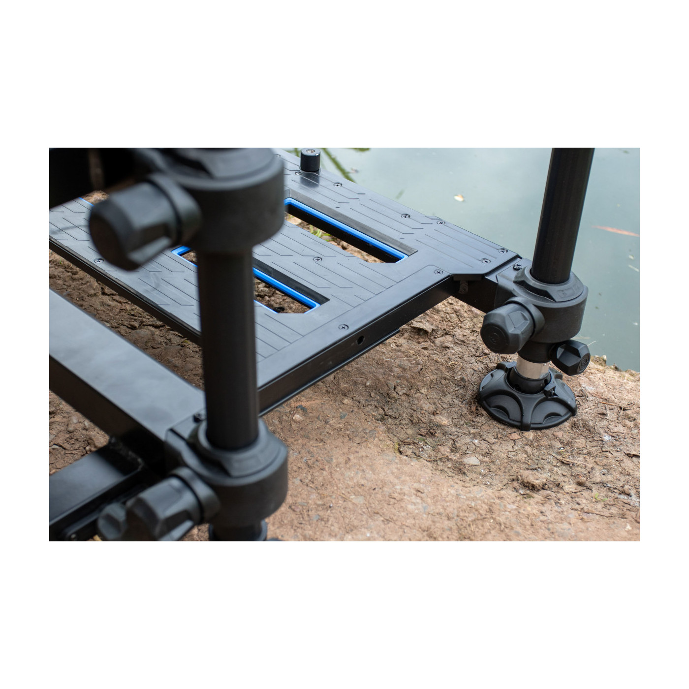 Podnóżek Preston Absolute Feeder Chair Foot Platrform - Centrum wędkarskie - Sklep wędkarski Jarofishing Podnóżek Preston Absolute Feeder Chair Foot Platrform - Centrum wędkarskie - Sklep wędkarski Jarofishing