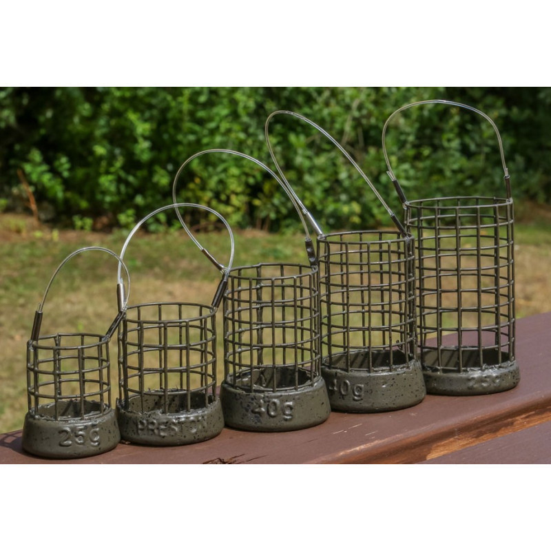 Koszyk zanętowy Preston Distance Cage Feeder - MEDIUM // 55g - Centrum wędkarskie - Sklep wędkarski Jarofishing