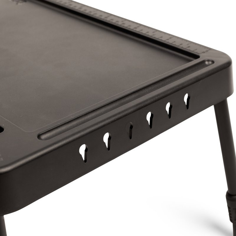 Stolik Trakker Deluxe Bivvy Table - Centrum wędkarskie - Sklep wędkarski Jarofishing Stolik Trakker Deluxe Bivvy Table - Centrum wędkarskie - Sklep wędkarski Jarofishing