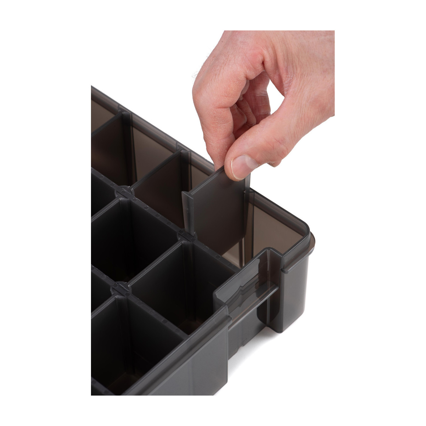 Pudełko Matrix Storage Box - Medium 16 Compartment Shallow - Centrum wędkarskie - Sklep wędkarski Jarofishing Pudełko Matrix Storage Box - Medium 16 Compartment Shallow - Centrum wędkarskie - Sklep wędkarski Jarofishing