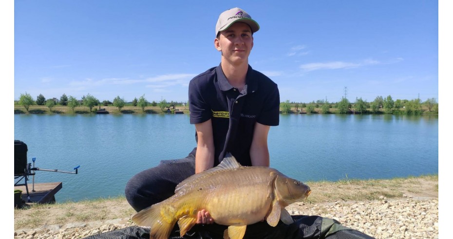 Wędkarstwo feeder oraz metoda feeder. Co powinniście wiedzieć, aby zacząć. Jak złożyć zestawy feederowe? Jak łowić na feeder?